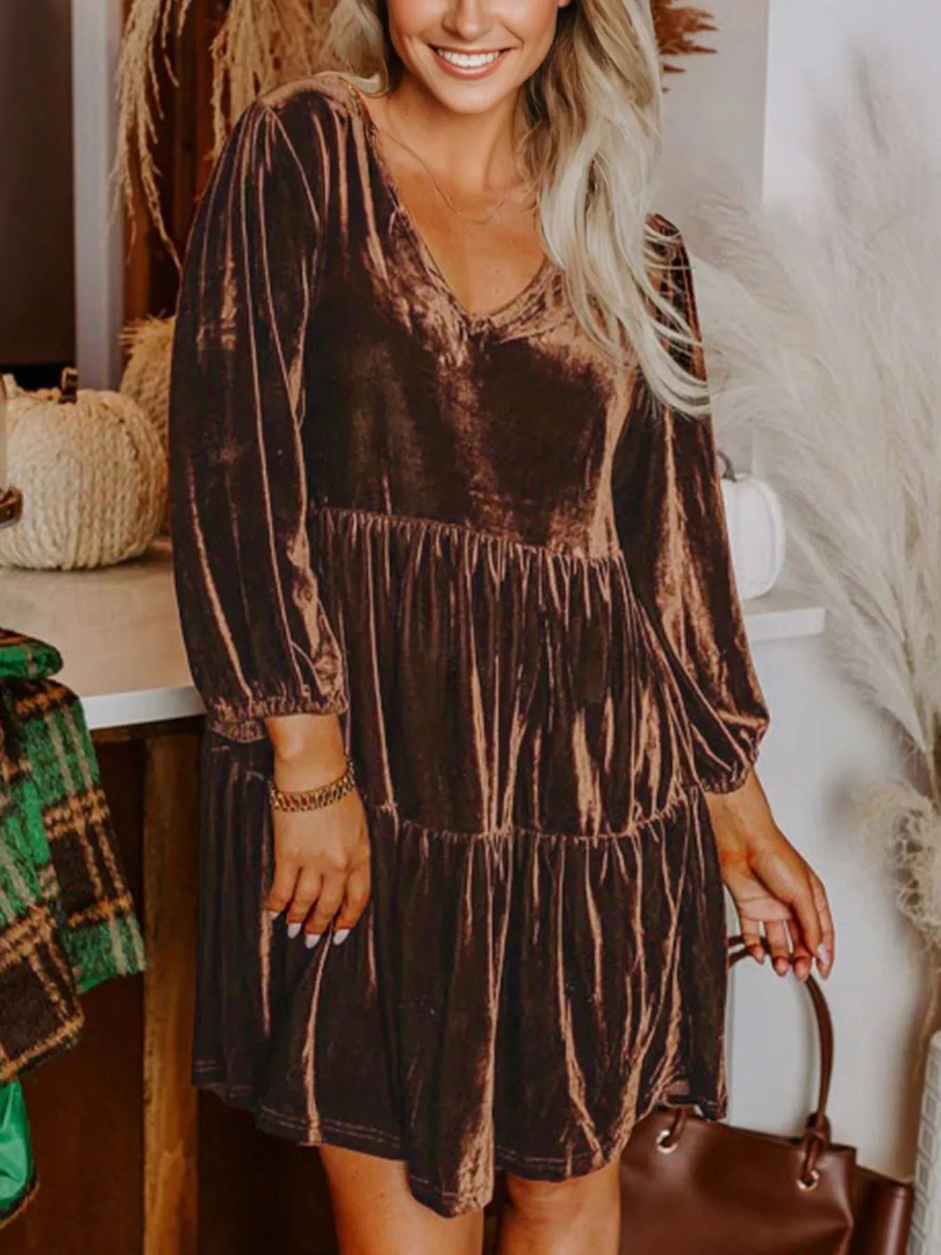 Solid Color Velvet V Neck Long Sleeve Tiered