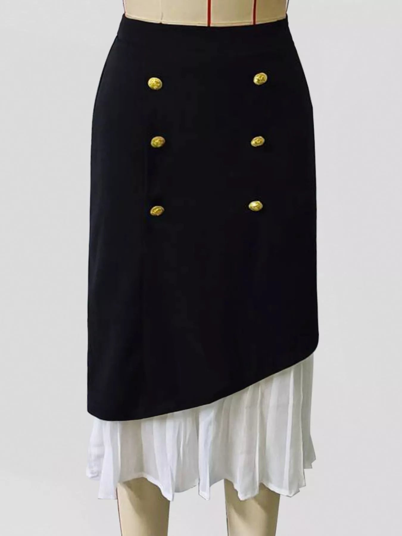 High-Waisted Button Decor Pleated Hem Skirt