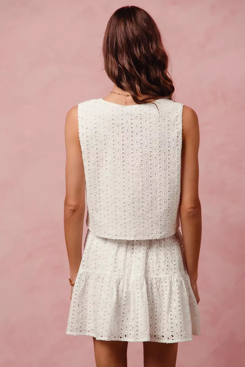 SO ME Floral Eyelet Lace Tie Front Vest