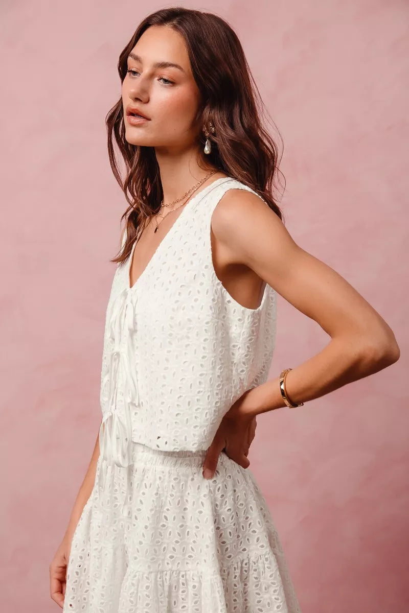 SO ME Floral Eyelet Lace Tie Front Vest